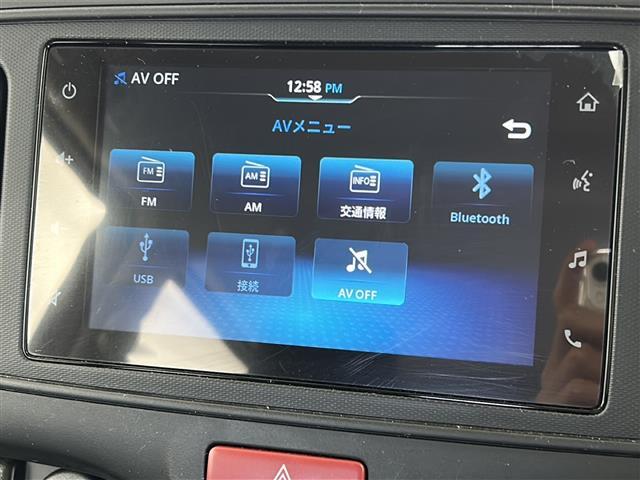 【Bluetooth】ナビゲーションと携帯電話/スマートフォンをBluetooth接続することができます。接続するとハンズフリーで使用することができるので、とても便利です！