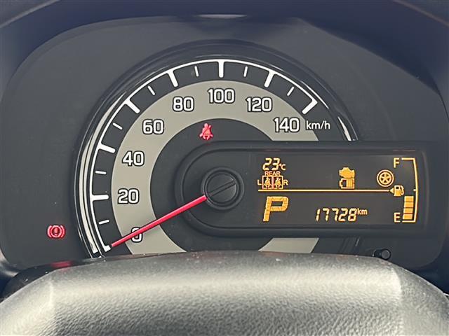 【スピードメーター】メーターがシンプルで見やすく運転しやすいですね！