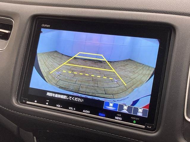 【バックカメラ】便利なバックカメラで安全確認もできます。駐車が苦手な方にもオススメな便利機能です。