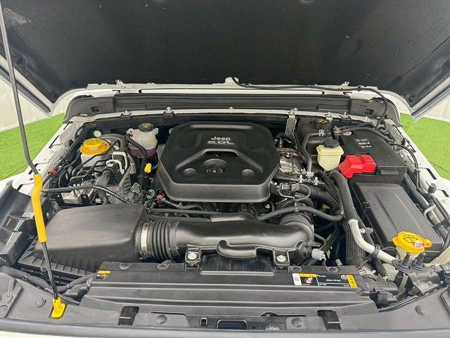 初年度登録より最長10年間、任意継続も可能なロングランサポートサービス【全国対応型GSワランティー】を完備。遠方販売もお任せ下さい。日本全国どちらにでもお車の販売・ご納車が可能でございます。