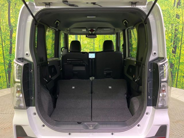 普段のお買い物や通勤、送迎等に十分な荷室スペースを確保しております。セカンドシートを倒すと、大きな荷物の積載も可能です♪