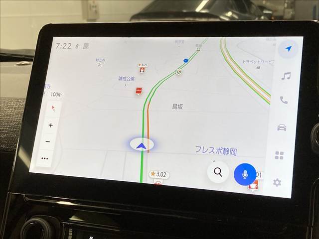 【純正ナビ】一体感のあるナビは、高級感ある車内を演出してくれます。Bluetooth再生などオーディオ機能も充実しておりますので、運転もより楽しめます♪