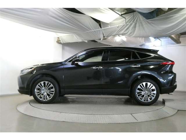 1年間の走行距離無制限のロングラン保証付きです。全国のトヨタテクノショップで保証修理が可能。追加で2年間・3年間の延長も可能です。