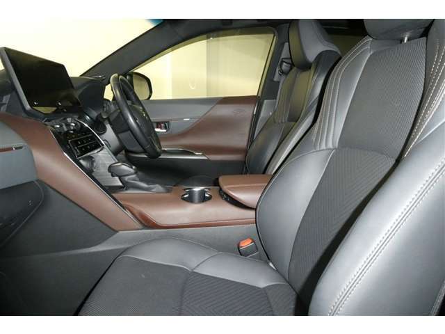 見えないところまで徹底洗浄する「まるごとクリーニング」を施工してます。