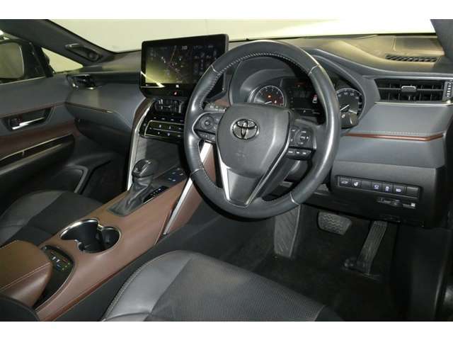 愛車の室内を抗菌・抗ウイルス・防臭パック【チタニア：車内にコーティングし抗菌、抗ウイルス効果を発揮しながら悪臭を付きにくく残りにくくします。】も取り扱いしています。