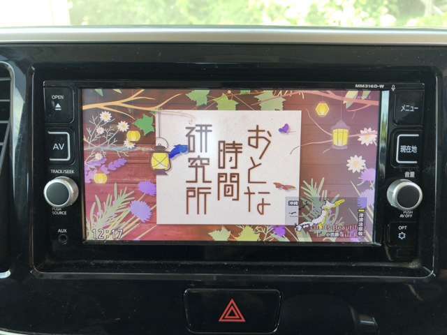 純正ナビが付いており、地デジDVD Bluetoothなどが楽しめます