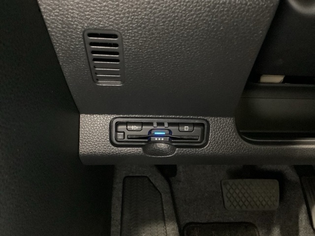 ETC付いてます。ETCが使用可能な道路通行料はキャッシュレスでスマートに走行できます。再セットアップして納車致します