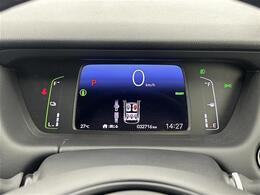 【スピードメーター】メーターがシンプルで見やすく運転しやすいですね！