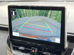【バックカメラ】駐車時に後方がリアルタイム映像で確認できます。大型商業施設や立体駐車場での駐車時や、夜間のバック時に大活躍！運転スキルに関わらず、今や必須となった装備のひとつです！