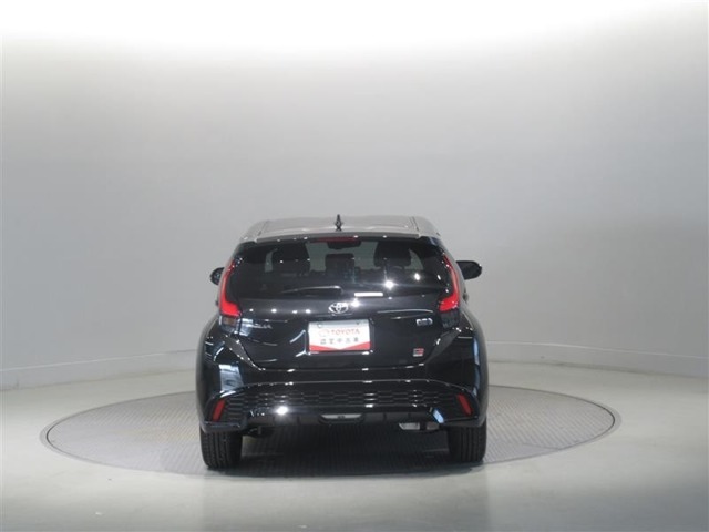 ロングラン保証付き。トヨタのお店で中古車をお買い上げいただいたすべてのお客様に安心で快適なカーライフをお約束する1年間の保証です。