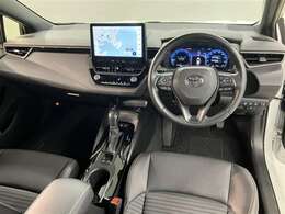 ★インパネ周りの写真です。操作性・視認性・質感と3拍子揃ったつくりです★