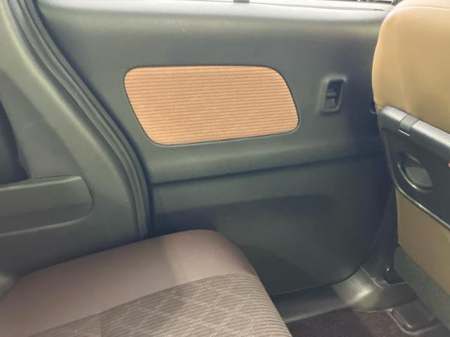 WECARS（ウィーカーズ）は全国250店舗展開！お客様が安心してカーライフをお楽しみいただけるよう社員一同心を込めてサポートいたします。