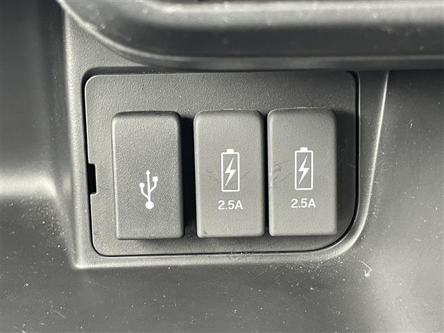 【運転席操作部】快適なドライブを楽しむための機能が装備されています！運転席から触れるので、使いやすいです！除菌プランいれていただくと、さらに清潔で安心していただけます！