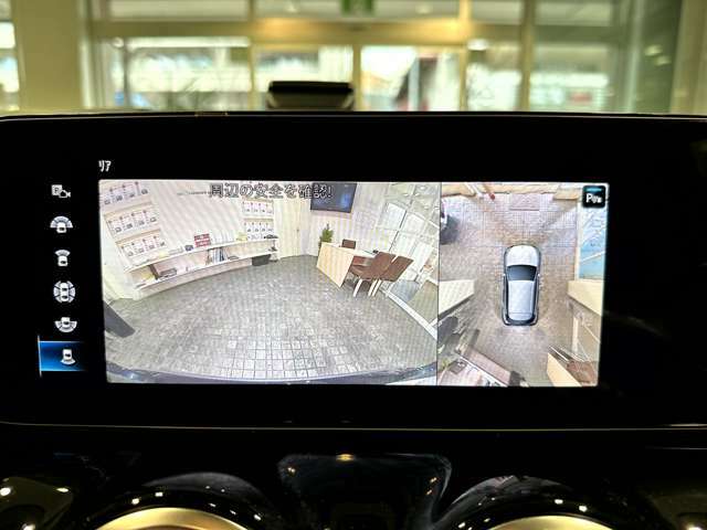 360°カメラ、リアビューカメラ、前後障害物センサーを装備しております。駐車に不安な方でも安心してご利用いただけます。