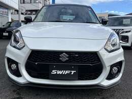 スズキセーフティサポート搭載車。デュアルセンサーブレーキサポートII（衝突被害軽減ブレーキ）、後退時ブレーキサポート、誤発進抑制機能、車線逸脱警報機能、ふらつき警報機能、先行車発進お知らせ機能