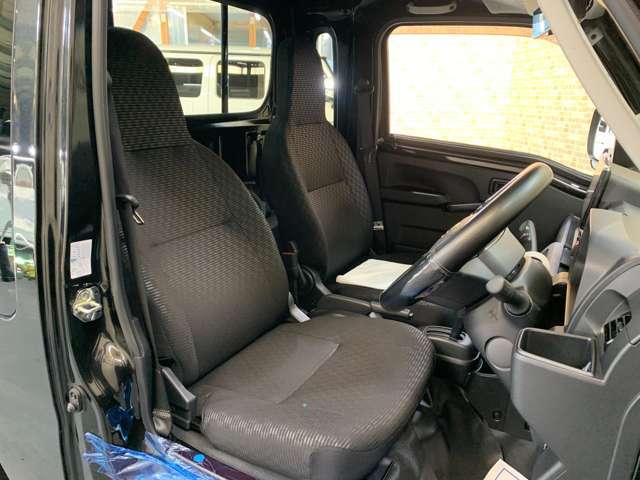 【無料電話】当店車両への問合わせは『 0078-6002-352384（通話無料）』まで。些細なこと・お車のこと、何でお気軽にご相談ください。（※一部IP電話・光回線電話等ご利用いただけない場合がございます）