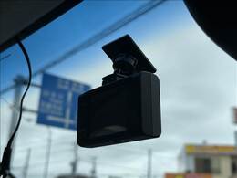 ドライブレコーダーになります！