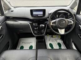 今の軽自動車は室内のスペースを広くとって作られています。このくらいのスペースがあれば運転もノンストレスではないでしょうか♪