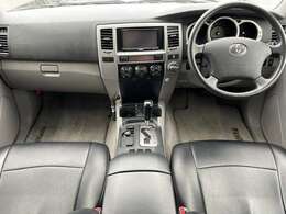 車両販売と整備・保証・クリーニングなどのサービスを自由にお選び頂けます。 その上お値打ちなクルマばかりです。 サービスは必要な分だけお選び下さい。