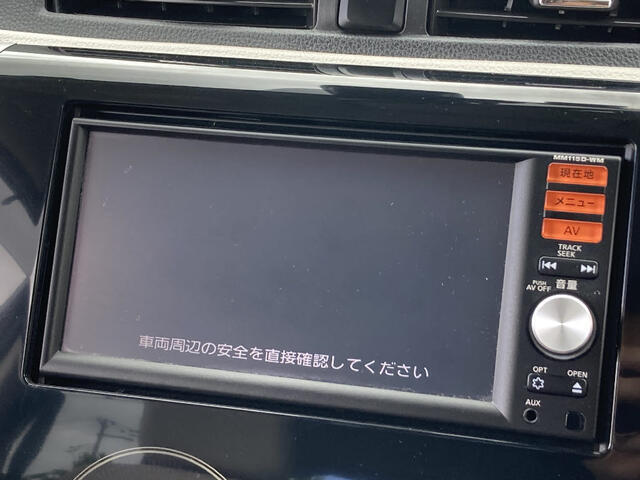 仕入れ段階で徹底したチェックを行い、厳しい審査にパスした車だけを展示・販売しています。弊社ではこれをプロチェックと呼び、数十の独自チェック項目に基づき、車の状態を調べ上げています。