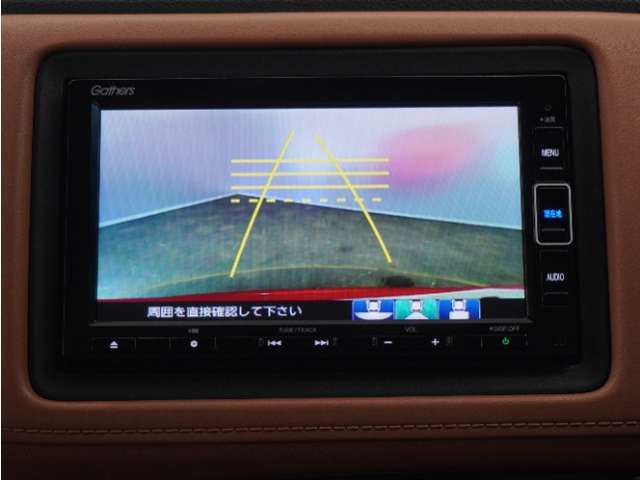 ◆バックカメラ◆リバースにするだけで映ります、後方の安全確認や、狭い駐車場での車庫入れ、雨の日や夜間など視界の悪い時に便利です！安全にバックする為には欠かせない装備です。