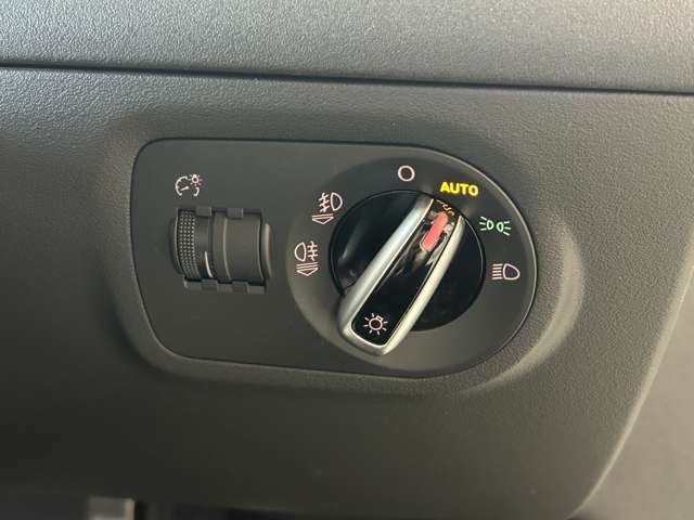 お車の機能や安全装備に関して気になる方は、ぜひ一度ご来店ください！その場でスタッフがご説明可能です！