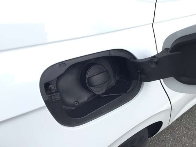 乗るほどに良さがわかるシンプルデザイン。運転する人のことをしっかり考えた機能性のあるデザインです。