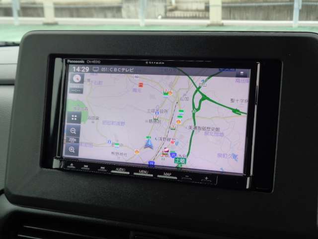 パナソニック製ナビ。CD、DVD再生機能、Bluetooth機能（全方位モニターは映りません）
