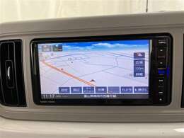 【メモリーナビ】操作はタッチパネルで簡単です。遠出や初めての場所もこれで安心ですね！