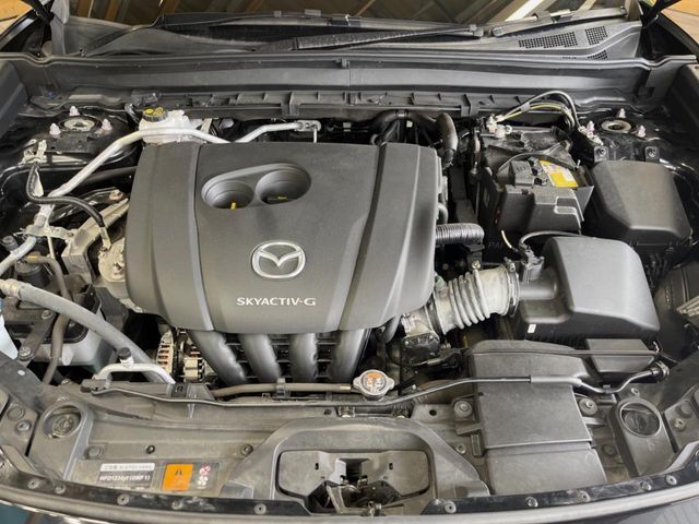 親切・丁寧な専門メカニックスタッフが応対！・車検・点検整備・事故等の修理などアフターサービスも安心。お車のカスタマイズもネクステージのサービススタッフまでご相談ください！