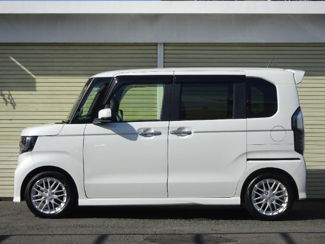 安心の1年間走行距離無制限のホッと保証付きです。さらに安心を長く2年間もしくは5年間に延長するホッと保証プラスもお勧めです。