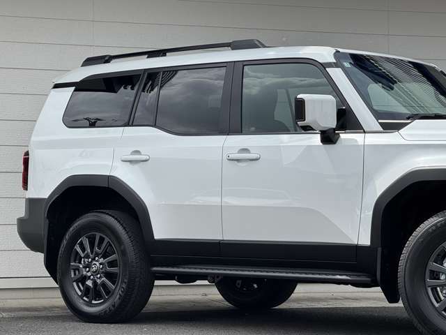 掲載車両以外にも対応可能です。ご希望のボディーカラー、グレード、装備やオプションをお聞かせ下さいませ。