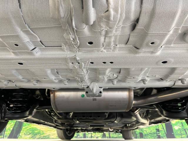 下回りがきれいなうちに、防錆加工の施工がオススメ。降雪地域はもちろん、沿岸部にお住いの方や、趣味でマリン・ウィンタースポーツをされる方にご好評いただいております。