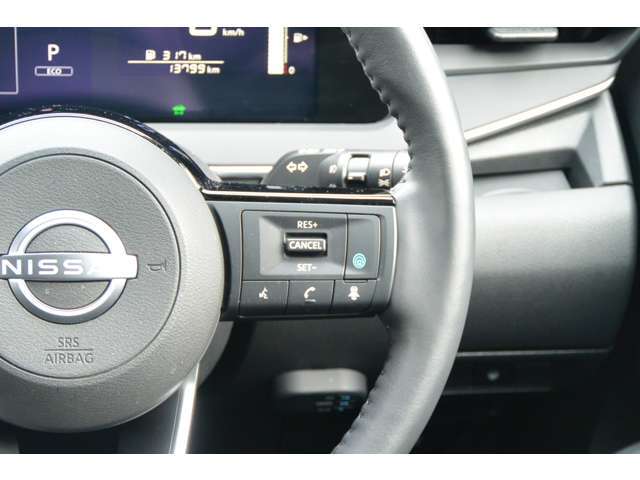 【プロパイロット】自動車専用道路での先行車追従・停止・ハンドル支援をしてくれます！