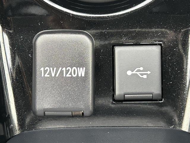【運転席操作部】快適なドライブを楽しむための機能が装備されています！運転席から触れるので、使いやすいです！除菌プランいれていただくと、さらに清潔で安心していただけます！