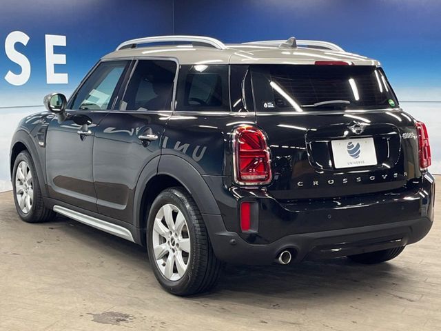 ●YANASEオートシステムズとの提携によって実現した高品質修理ネットワーク！大切なお車だから、万が一の修理でも「純正品質」をご提供。当店でご購入いただくお車にはメリットが数多くあります