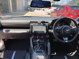 グループ総在庫数約30，000台！！全国の系列店からメーカー・車種問わずご紹介出来るので、あなたにピッタリのお車が見つかるはずです♪まずはお問い合わせ下さい☆