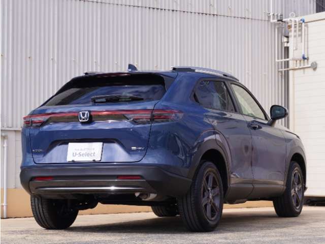 お立ち寄りいただく際は、事前にご連絡をお願いします。お目当てのお車が商談中や売約となることもございます。ご確認いただいてから、お立ち寄りください。