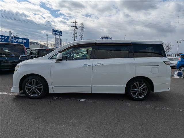 みなさまのお車選びのお手伝いをさせてください！スタッフ一同心よりご来店、お問い合わせをお待ちしております！