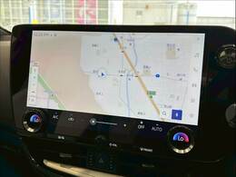 【純正ナビ】装備です！フルセグTVやBluetoothなど充実装備です！