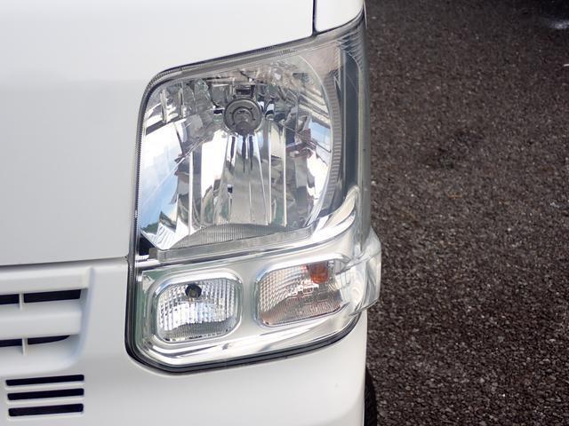ヘッドライトです。納車前に整備してお渡ししますので、安心してお使いいただけます。