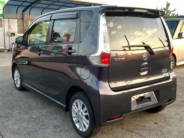 リーズナブル車続々登場！！ご来店前に在庫確認をお勧め致しております！全国どこでも納車OKです！！