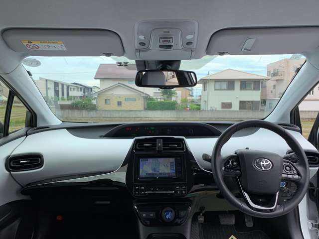 社外アルミヒールやローダウンサス・車高調・革調シートカバー・LEDヘッドライト・エアロパーツ・ナビ・バックカメラ・ETCなど社外パーツも販売・取り付け可能です。是非ご相談ください！