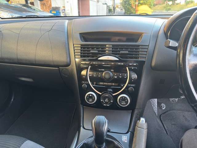 ★支払総額の他に費用は頂きません★支払総額には納車前の点検料、諸経費、税金がすべて含まれております。遠隔地か、オプションをつけなければ、価格以上は頂きません。安心表示です！