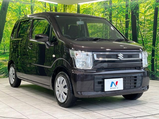 大好評のボディコーティング「弾スプラッシュコート」もご納車までに施工可能。通常のガラスコートと異なる、耐久年数6年の無機質ガラスコーティングが、ボディをキレイな状態に保ってくれます。