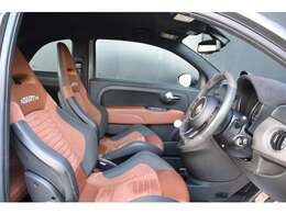 運転席：写真の内容に関してご不明点、ご質問等がございましたらお気軽に【 073-435-5300 】までお問い合わせください。