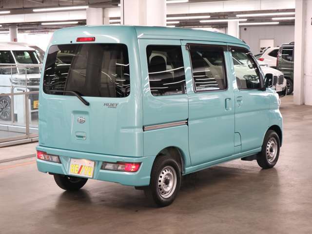 遠方（九州、沖縄除く）のお客様でも陸運局に持ちこまずに名義変更可能ですので店頭納車の場合は余計な諸費用も頂いておりません。遠方陸送納車も格安にてご納車可能です☆自走の場合は交通費相当でお届けも可能です