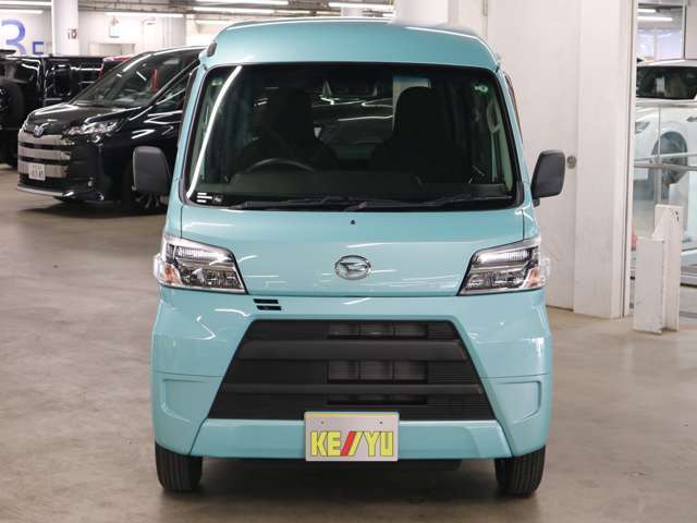 自社陸運局指定工場完備！国家資格車検検査員資格を持った整備士による整備。走行に関係のない所も不具合箇所があれば修理してお渡しいたします。