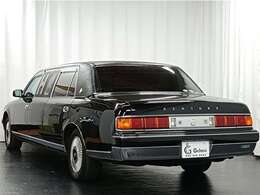 コーチビルダー製ストレッチリムジン　TRG製　全長615cm（ベース527cm）　5L　V12DOHCエンジン　280馬力/46.9kgm