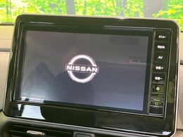 【純正9型ナビ】人気の純正ナビを装備。オーディオ機能も充実しており、Bluetooth接続すればお持ちのスマホやMP3プレイヤーの音楽を再生可能！毎日の運転がさらに楽しくなります！！